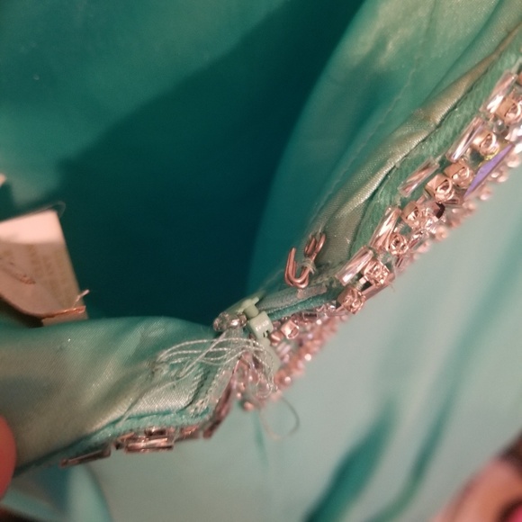 Dress - Picture 6 of 8